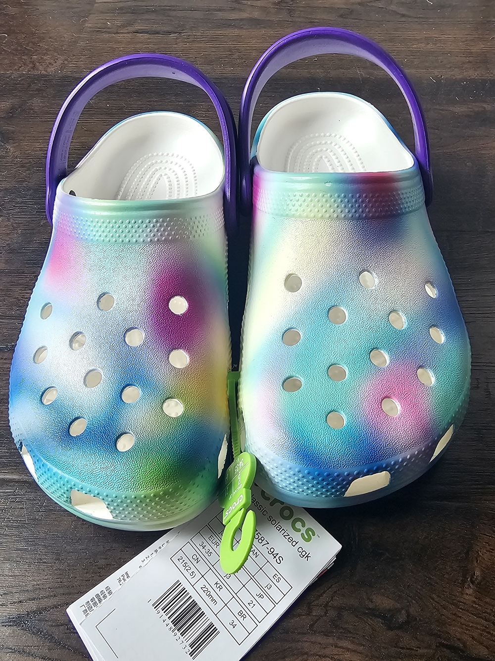 NWT - CROCS Kids Tie-Dye Style Clogs - Size J3